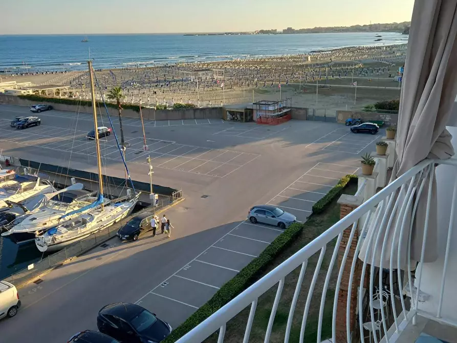 Immagine 10 di Appartamento in affitto  in Piazza Guglielmo Marconi a Nettuno