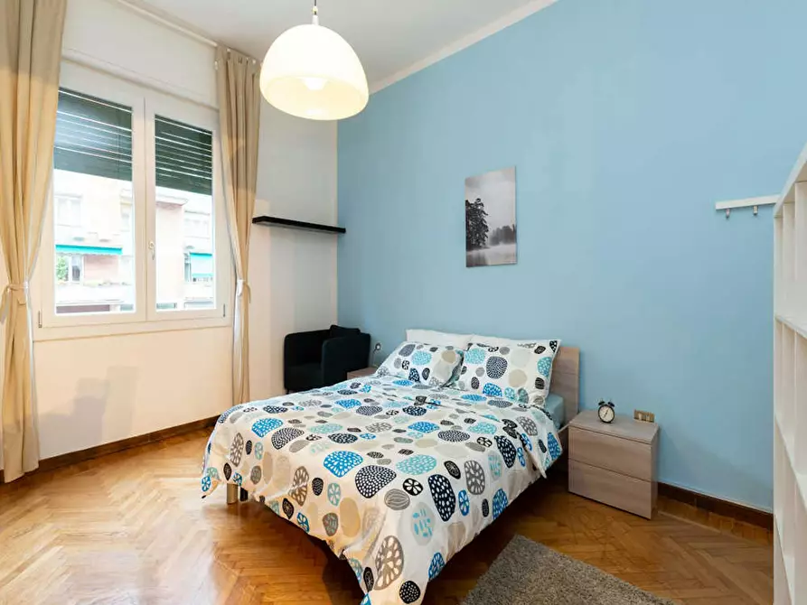 Immagine 4 di Camera in affitto  in Via Cairoli a Bologna