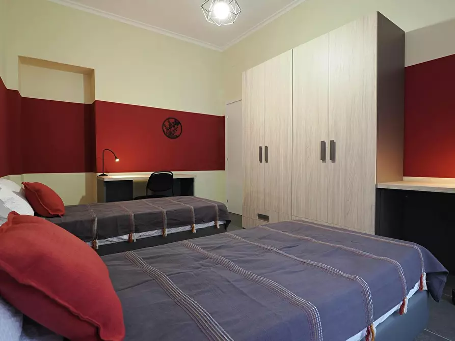 Immagine 4 di Camera in affitto  in Corso Peschiera a Torino