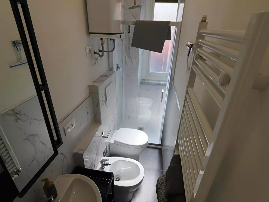 Immagine 9 di Camera in affitto  in Corso Peschiera a Torino