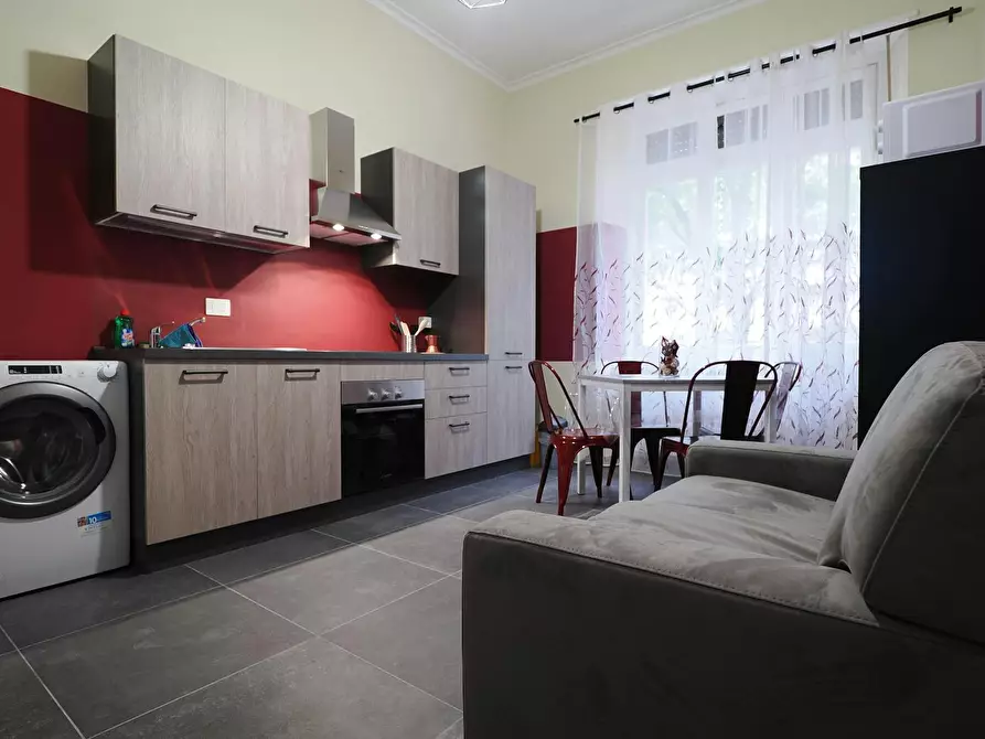 Immagine 10 di Camera in affitto  in Corso Peschiera a Torino