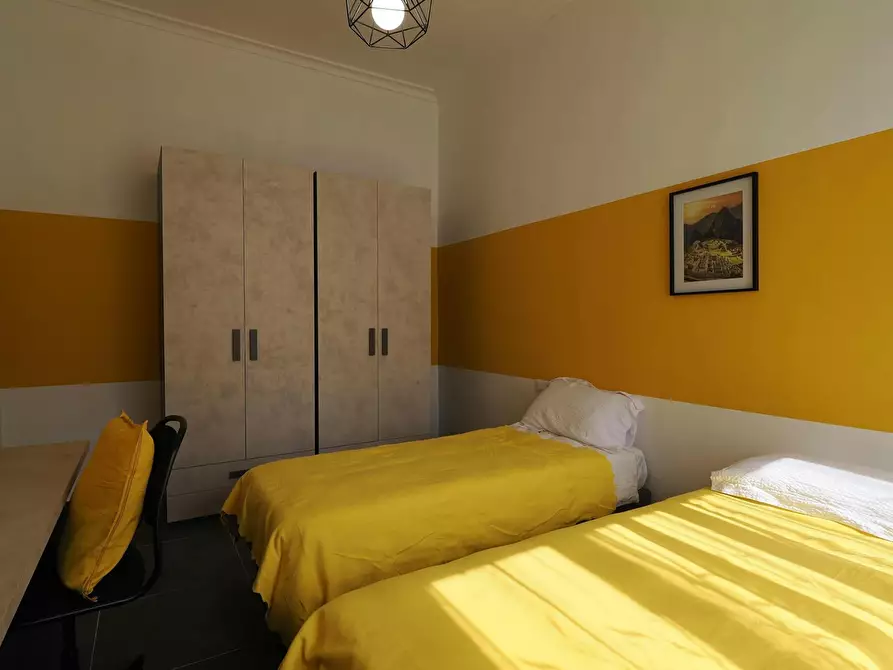 Immagine 3 di Camera in affitto  in Corso Peschiera a Torino