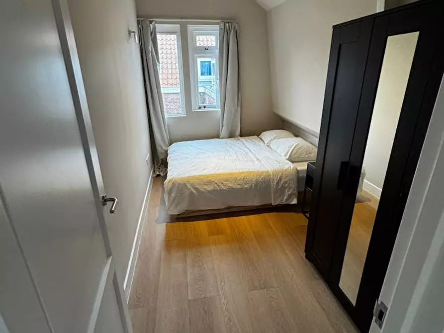 Immagine 8 di Casa indipendente in affitto  in Oudedijk a Rotterdam