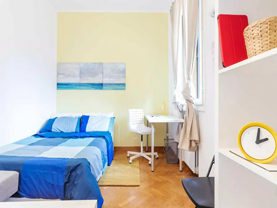 Immagine 10 di Camera in affitto  in Via Marsala a Bologna