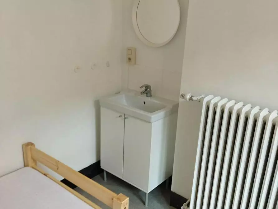 Immagine 4 di Camera in affitto  in Rue des Croisiers a Namur