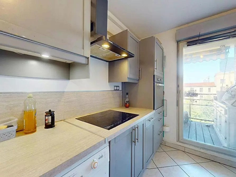 Immagine 9 di Camera in affitto  in Rue Turbil a Lyon 03