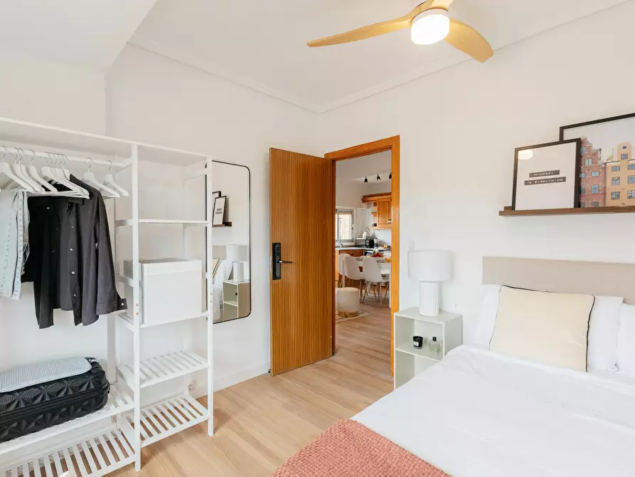 Immagine 1 di Camera in affitto  in Carrer de Reig Genovés a Valencia