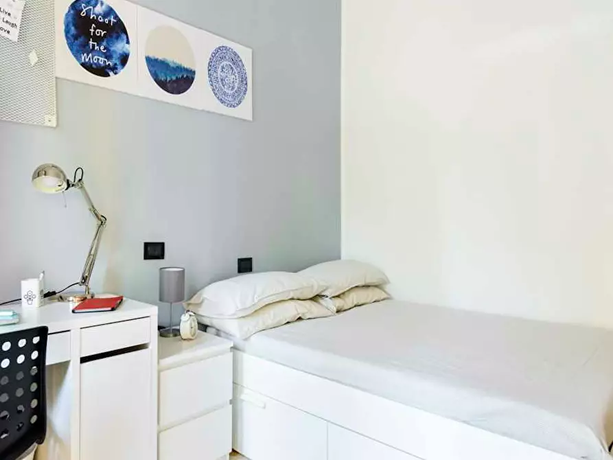 Immagine 1 di Camera in affitto  in Via Mecenate a Milano