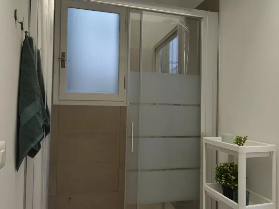 Immagine 10 di Camera in affitto  in Vicolo Franco Villa a Reggio Nell'emilia