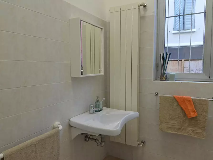 Immagine 9 di Camera in affitto  in Vicolo Franco Villa a Reggio Nell'emilia