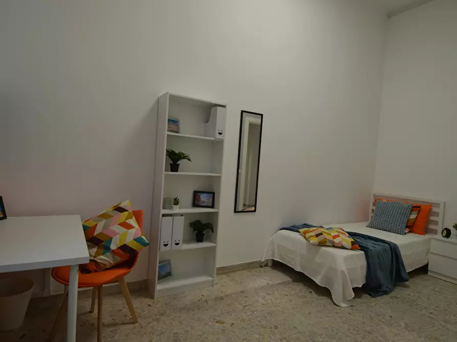 Immagine 3 di Camera in affitto  in Vicolo Franco Villa a Reggio Nell'emilia