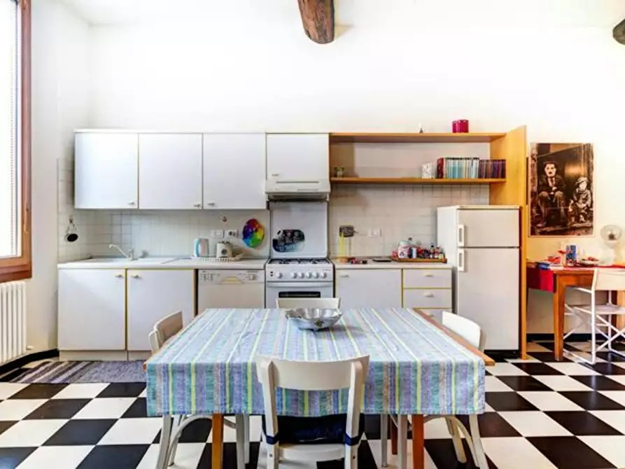 Immagine 3 di Appartamento in affitto  in Via San Vitale a Bologna