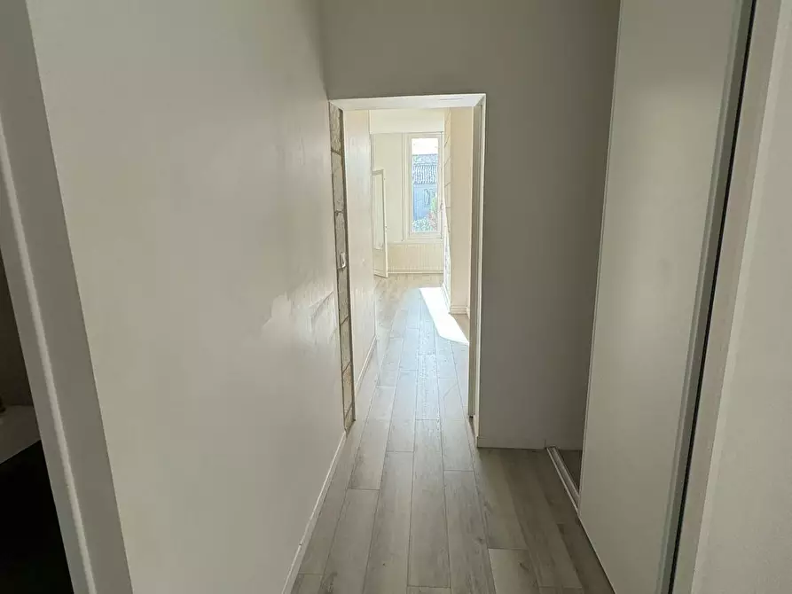 Immagine 7 di Casa indipendente in affitto  in Avenue des Maréchaux a Angoulême