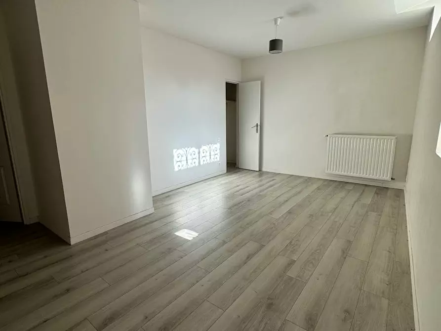Immagine 4 di Casa indipendente in affitto  in Avenue des Maréchaux a Angoulême