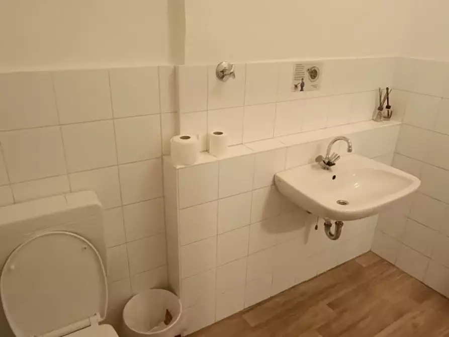 Immagine 7 di Camera in affitto  in Schwanenwall a Dortmund