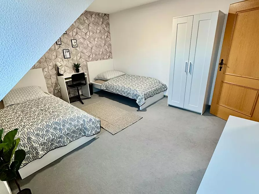 Immagine 6 di Appartamento in affitto  in Kneippstraße a Roth