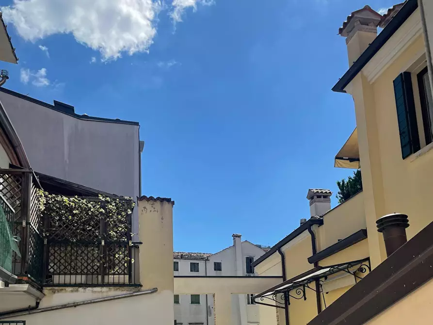 Immagine 2 di Appartamento in affitto  in Via Sant'Agnese a Padova