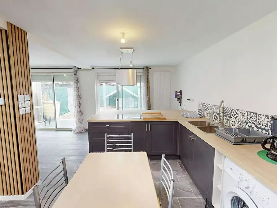 Immagine 7 di Casa indipendente in affitto  in Rue Joris Karl Huymans a Lille