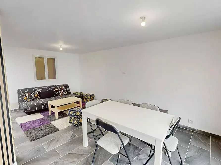Immagine 2 di Casa indipendente in affitto  in Rue Joris Karl Huymans a Lille
