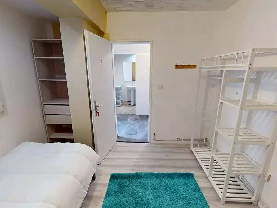 Immagine 10 di Casa indipendente in affitto  in Rue Joris Karl Huymans a Lille