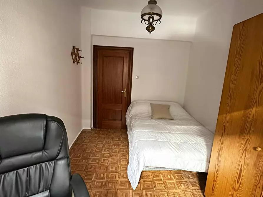 Immagine 1 di Camera in affitto  in Avenida de Portugal a Salamanca