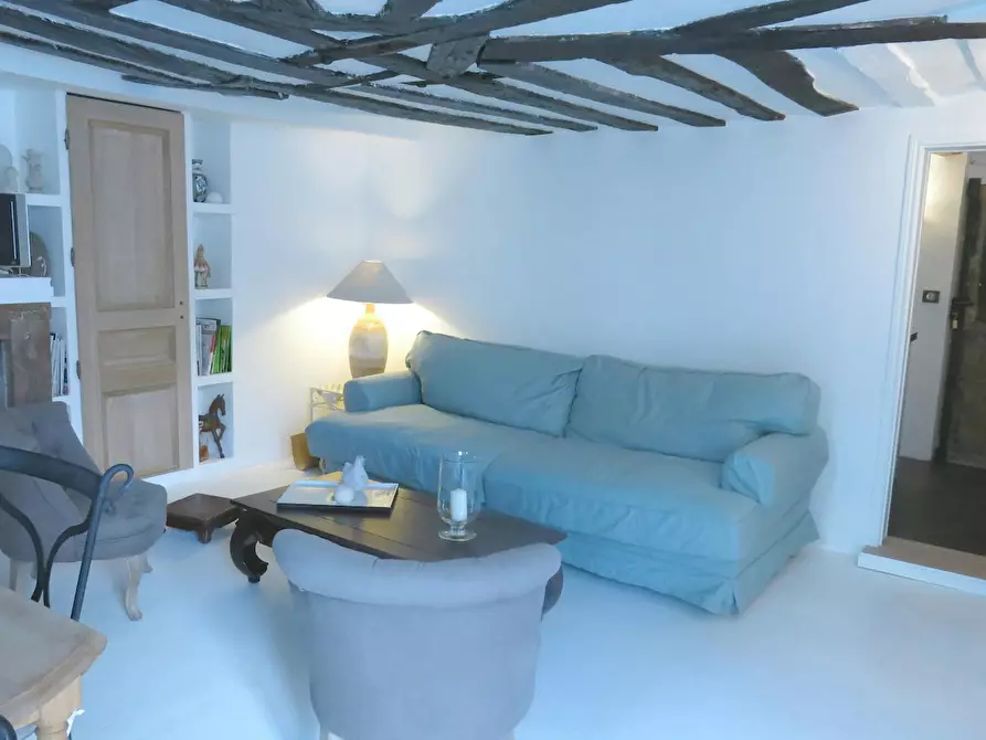 Immagine 1 di Appartamento in affitto  in Rue de Saintonge a Paris 03