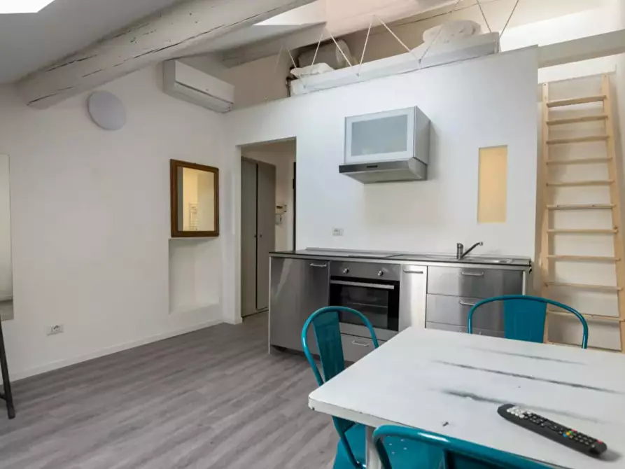 Immagine 1 di Appartamento in affitto  in Viale Bligny a Milano