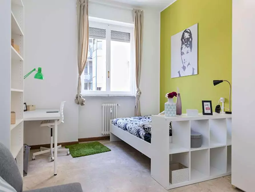 Immagine 3 di Camera in affitto  in Via dei Mandorli a Buccinasco