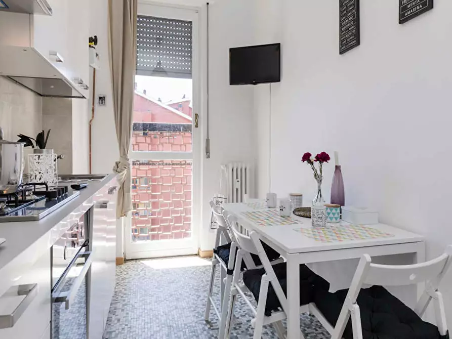 Immagine 10 di Camera in affitto  in Via dei Mandorli a Buccinasco