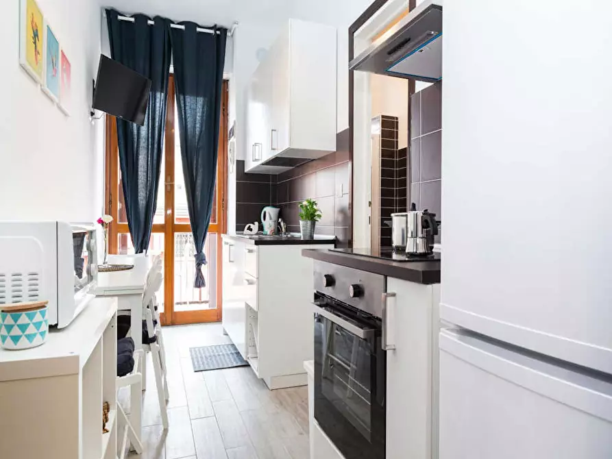 Immagine 10 di Camera in affitto  in Via Adele Martignoni a Milano