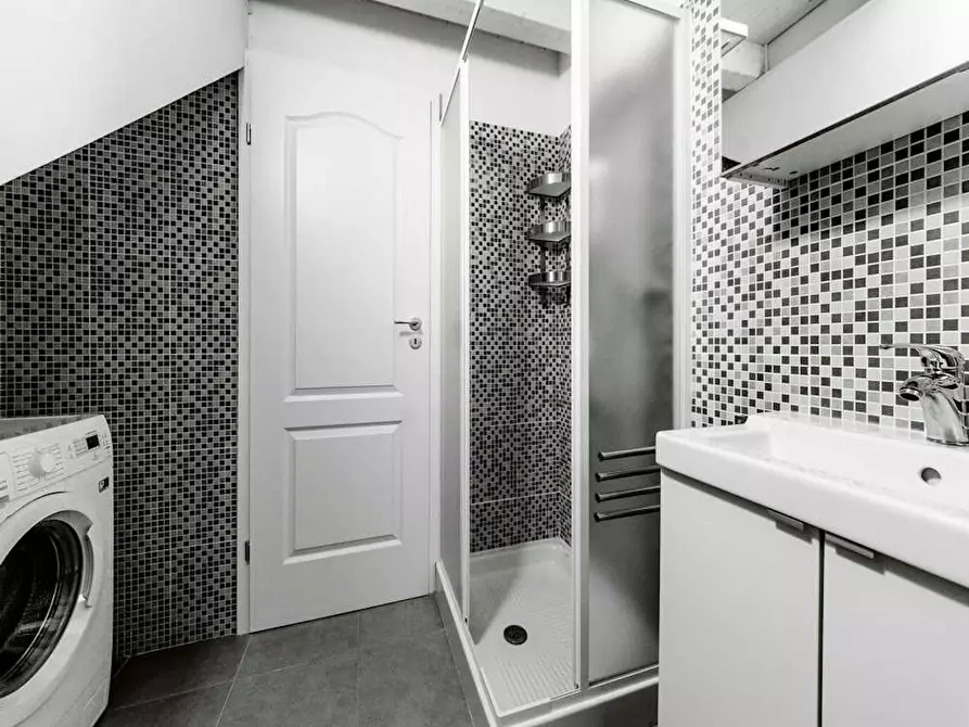 Immagine 5 di Camera in affitto  in Via Oreste Regnoli a Bologna