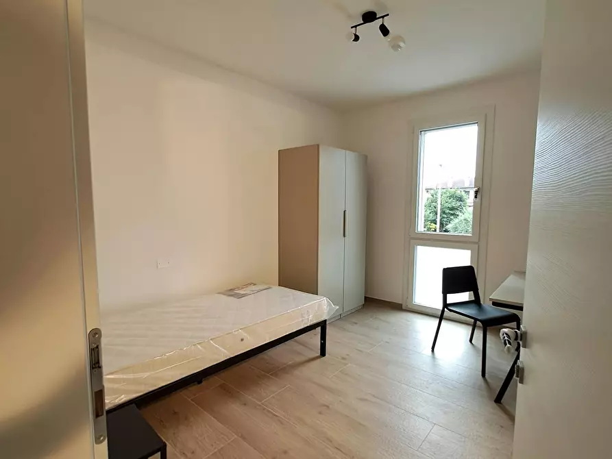 Immagine 5 di Camera in affitto  in Via Giuseppe Garibaldi a Albignasego