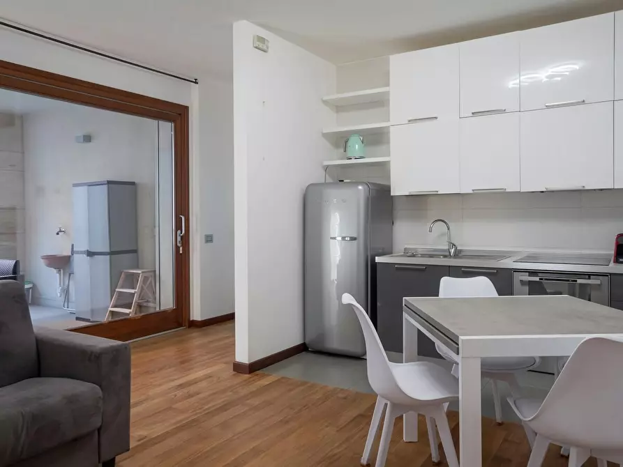 Immagine 6 di Appartamento in affitto  in Via Lodovico Muratori a Milano