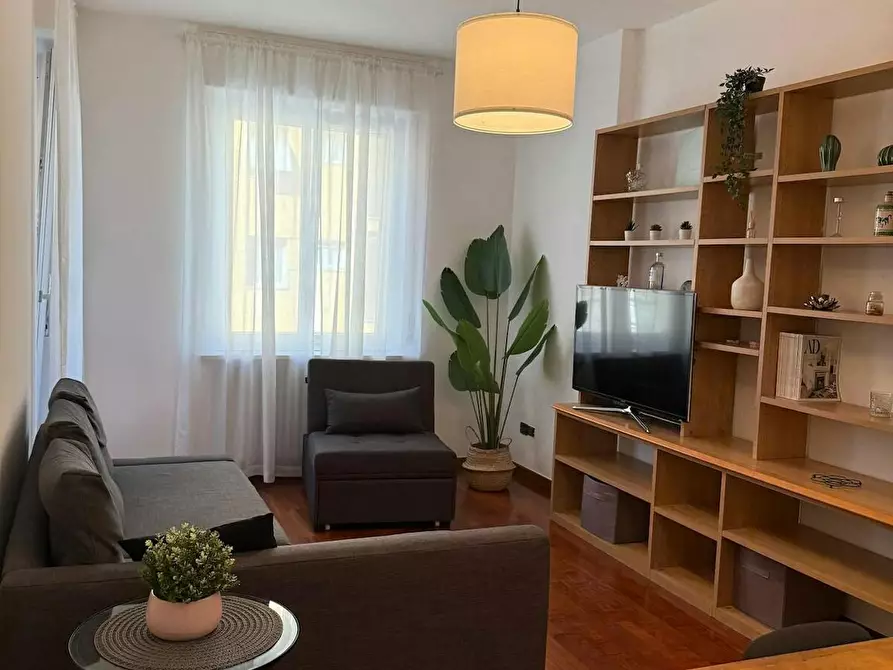 Immagine 2 di Appartamento in affitto  in Via Eugenio Villoresi a Milano