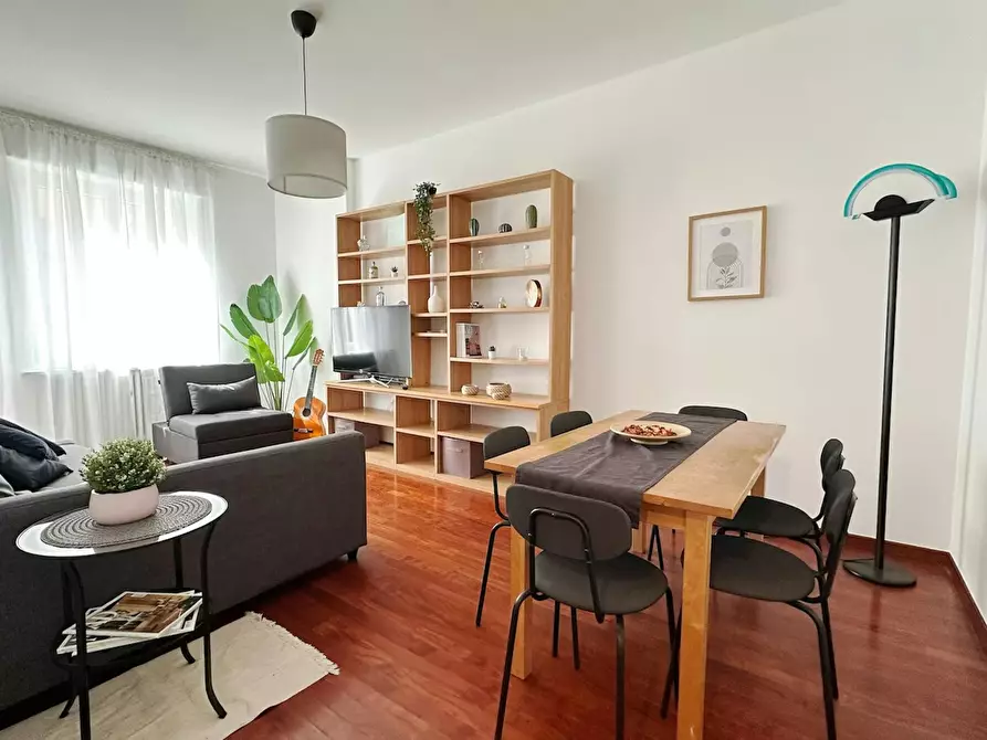 Immagine 1 di Appartamento in affitto  in Via Eugenio Villoresi a Milano