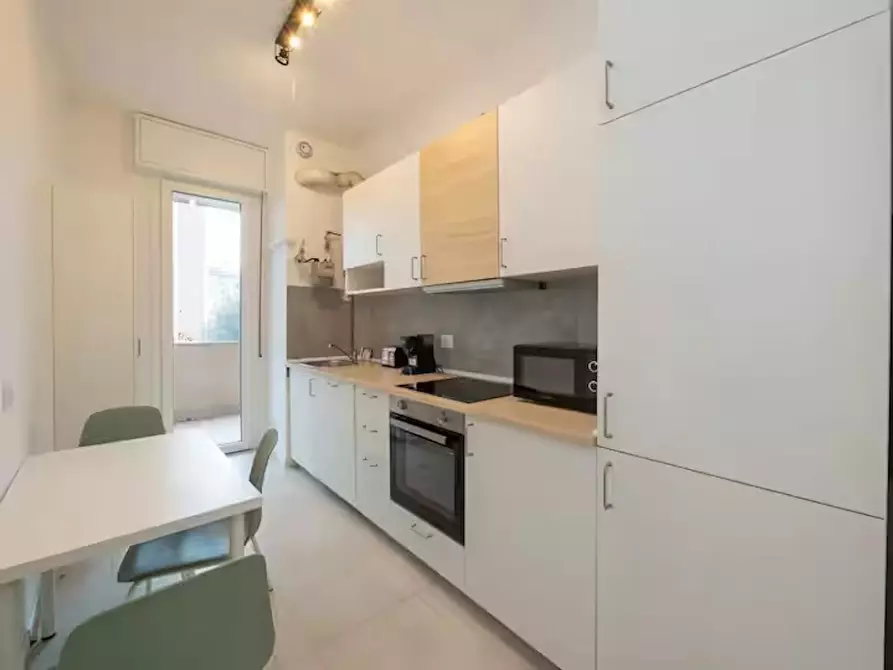Immagine 4 di Appartamento in affitto  in Via Lodovico Il Moro a Milano