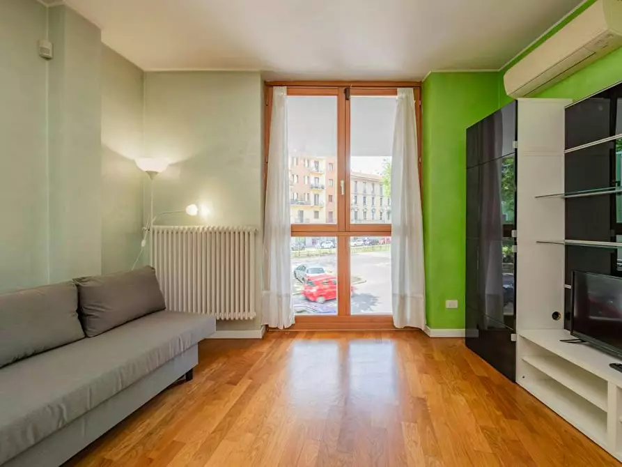 Immagine 1 di Appartamento in affitto  in Viale Certosa a Milano