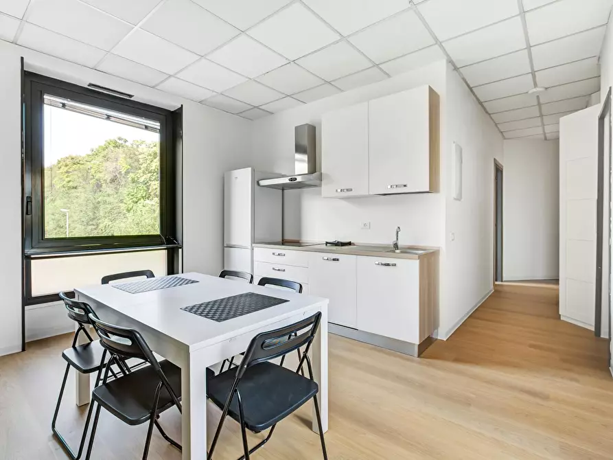 Immagine 10 di Camera in affitto  in Via Privata Deruta a Milano