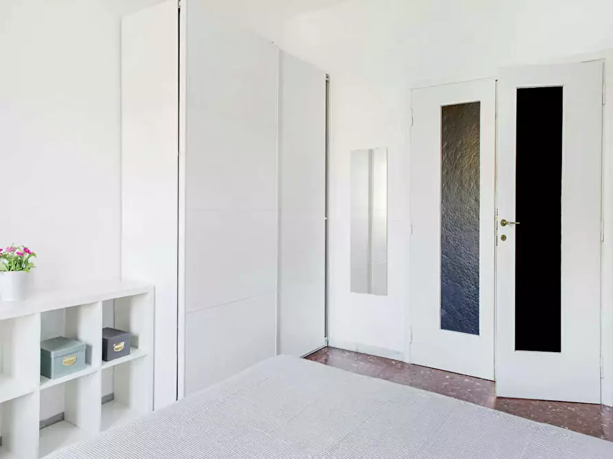 Immagine 5 di Camera in affitto  in Via Montebruno a Roma