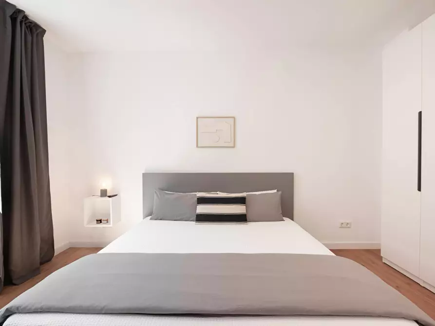 Immagine 9 di Appartamento in affitto  in Eckampstraße a Düsseldorf