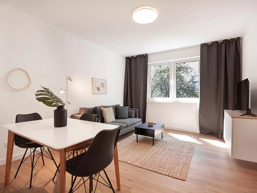 Immagine 3 di Appartamento in affitto  in Eckampstraße a Düsseldorf