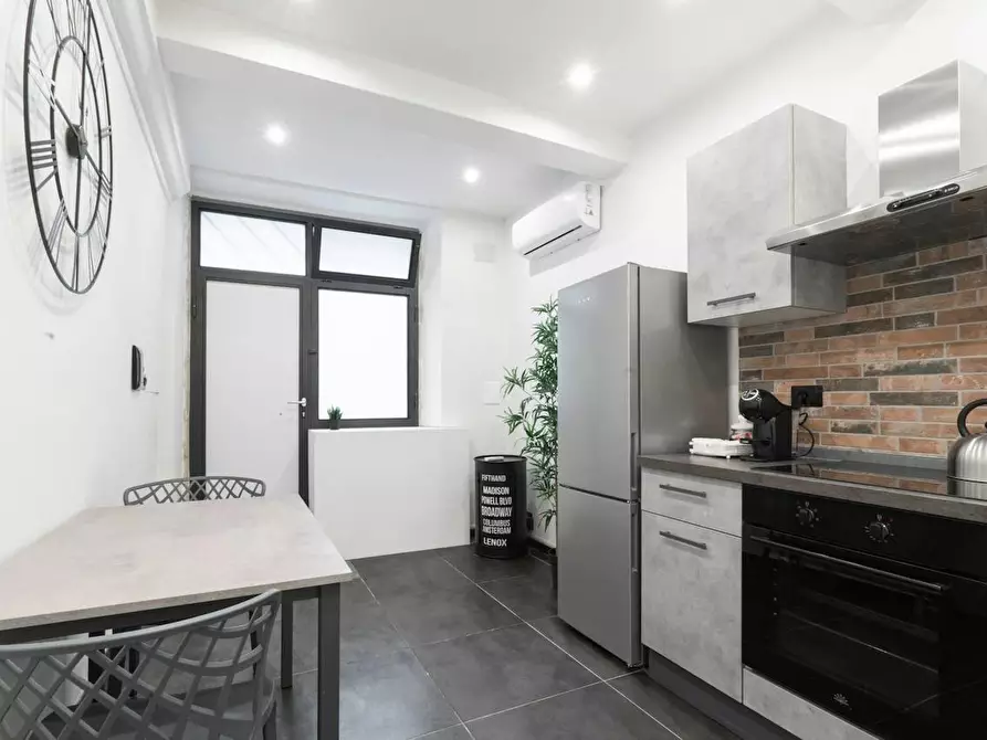 Immagine 6 di Casa indipendente in affitto  in Piazza Santa Maria in Campo a Firenze