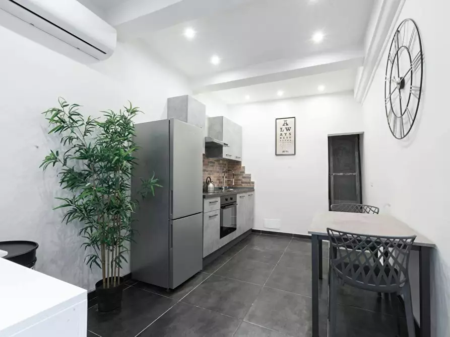 Immagine 5 di Casa indipendente in affitto  in Piazza Santa Maria in Campo a Firenze