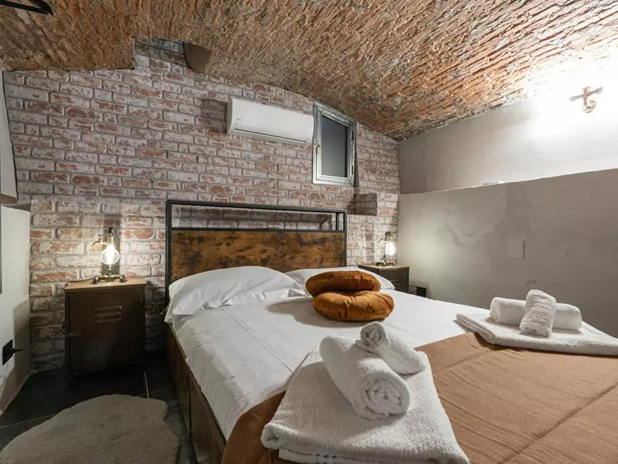 Immagine 1 di Casa indipendente in affitto  in Piazza Santa Maria in Campo a Firenze