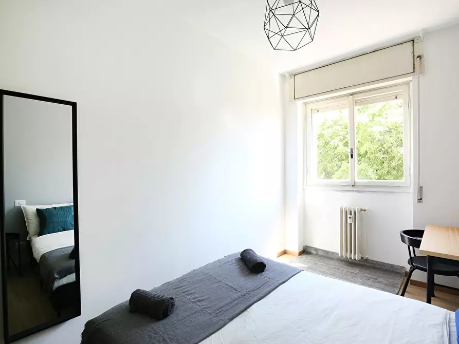 Immagine 2 di Camera in affitto  in Via Carlo Marx a Milano