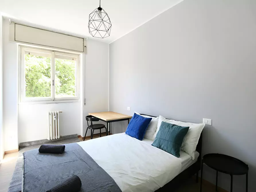 Immagine 1 di Camera in affitto  in Via Carlo Marx a Milano