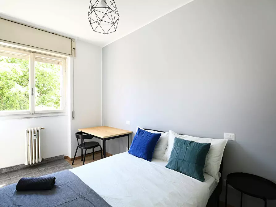 Immagine 3 di Camera in affitto  in Via Carlo Marx a Milano