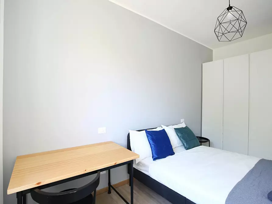 Immagine 6 di Camera in affitto  in Via Carlo Marx a Milano