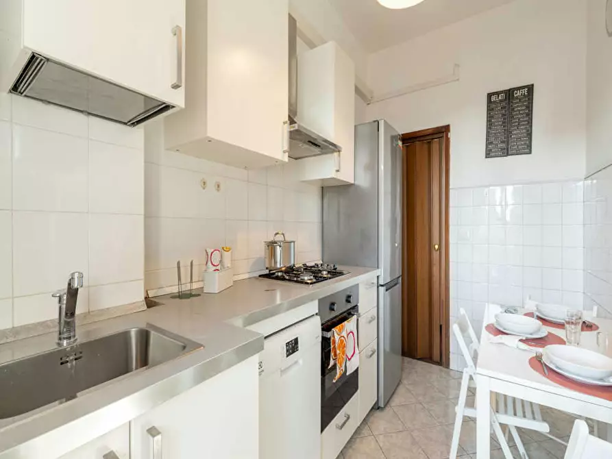 Immagine 10 di Camera in affitto  in Via Zante a Milano