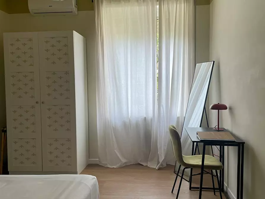 Immagine 2 di Camera in affitto  in Via Riano a Roma